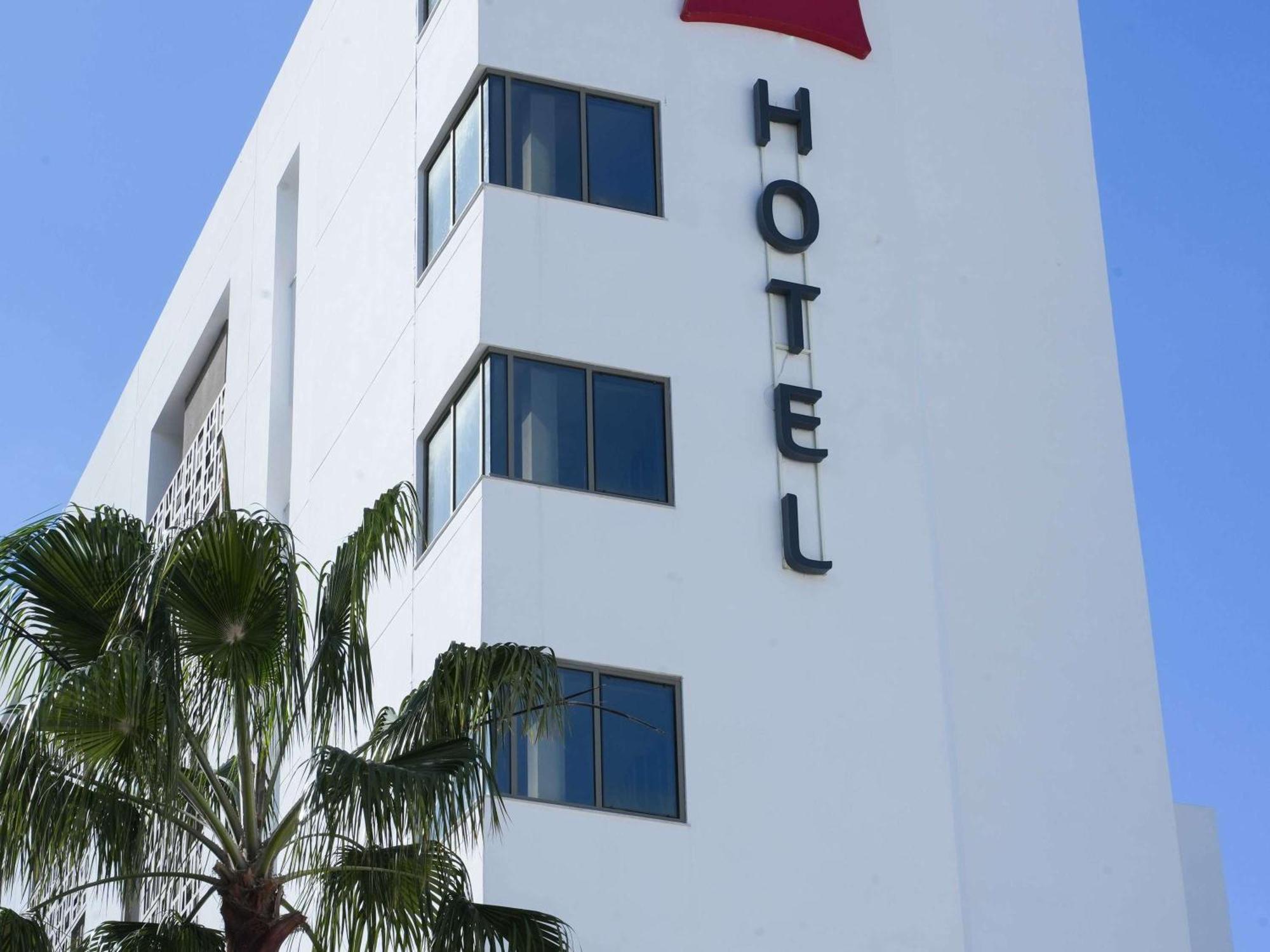 Ibis Sfax Hotel Buitenkant foto
